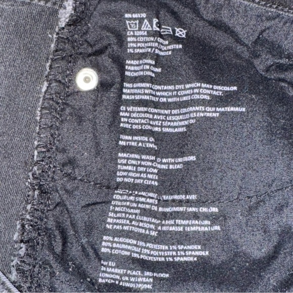 BDG Women’s black Embroidered Mid-Rise Twig Ankle Jeans - Picture 9 of 12